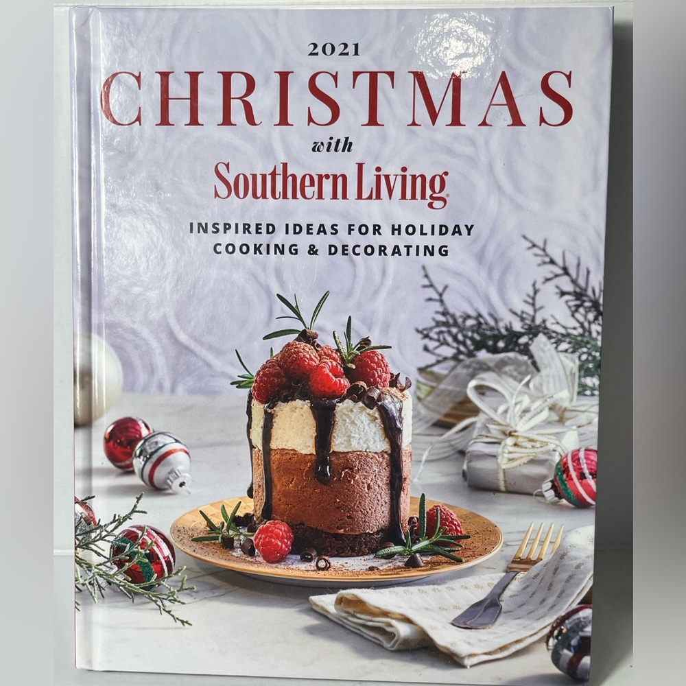 2021 Christmas with Southern Living by Editors of Southern Living